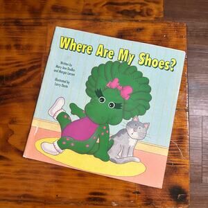 Vintage 1993 Barney & Friends Baby Bop Where Are My Shoes Paperback Book